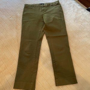 Banana Republic, Olive Cotton Capri Pants,